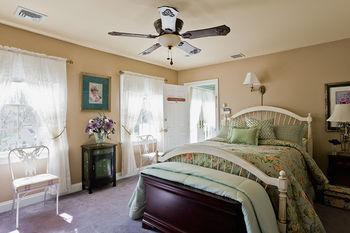 Annabelle Bed & Breakfast Sandwich Luaran gambar